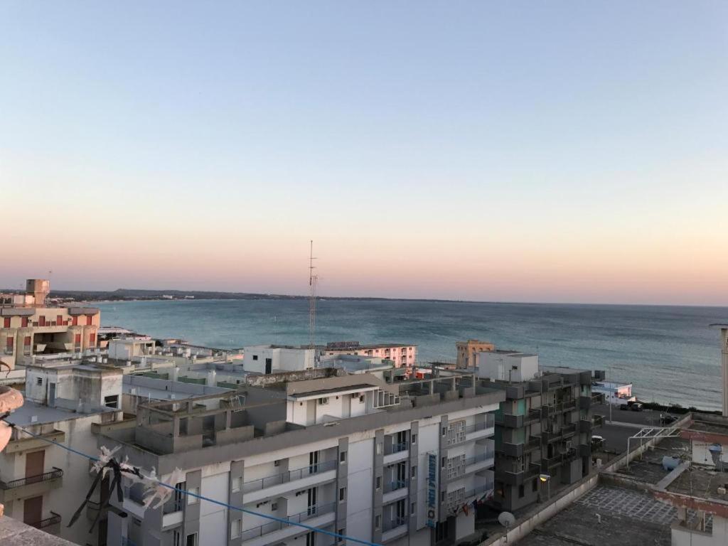 Attico In Riva Al Mare Апартаменты